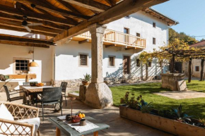 Vila Kobdilj 1835 with Private Courtyard & 5 Bedrooms
